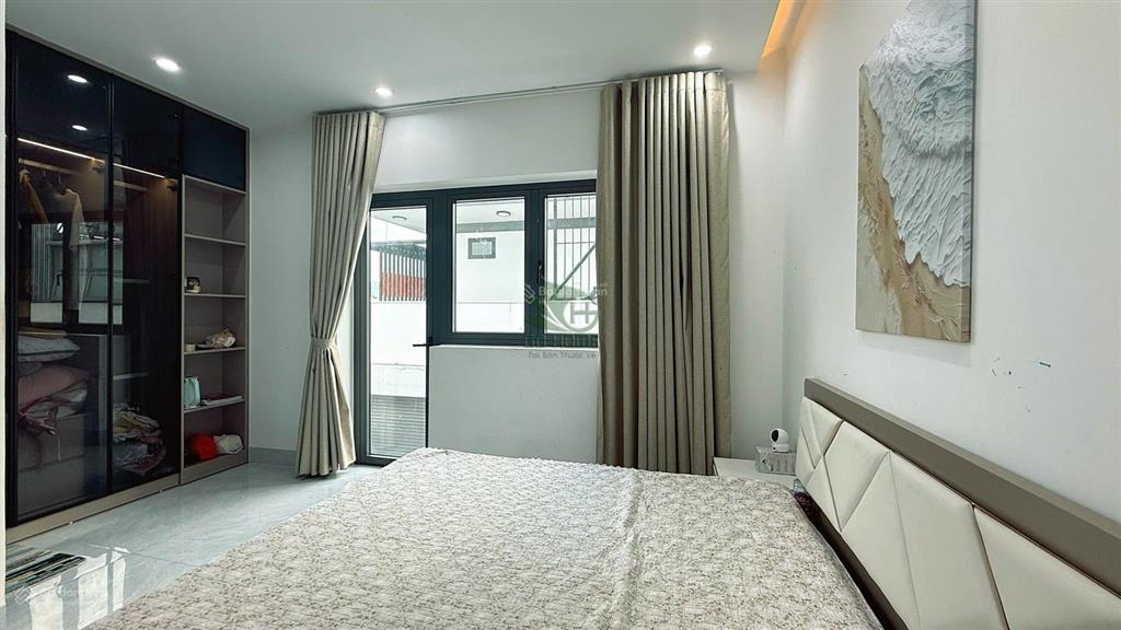 Nhà mỹ gia  4 phòng  vừa ở vừa làm văn phòng