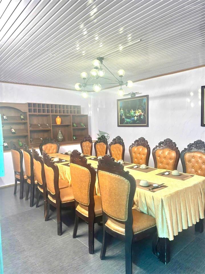 Cho thuê mặt bằng riêng biệt đã có sẵn mô hình f&b nhà hàng khu bàn cờ phố hàn