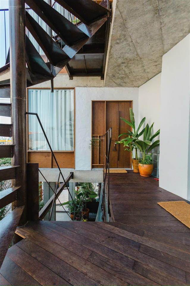 Cho thuê homestay 11 phòng kiến trúc siêu đẹp gần biển