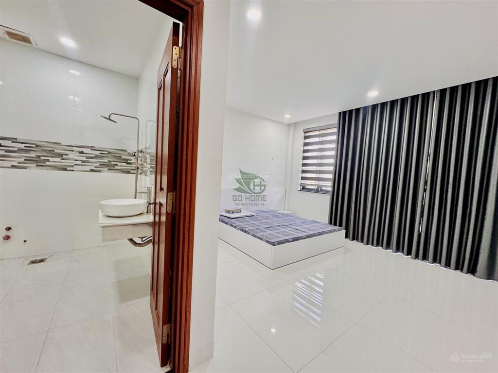 Cho thuê nhà nguyên căn 3 tầng 4 phòng ngủ full nội thất khu đô thị mỹ gia