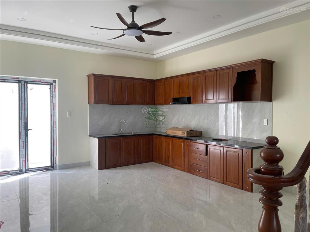 Cho thuê nhà ở kinh doanh 4 phòng mặt đường chính khu an bình tân
