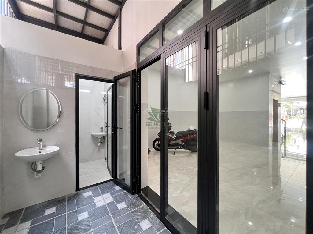 Cho thuê mặt bằng 2 tầng mặt đường chính khu vcn phước long gần dự án sungroup