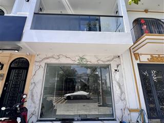 Cho thuê mặt bằng 2 tầng mặt đường chính khu vcn phước long gần dự án sungroup