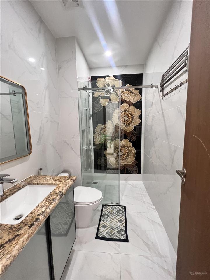 Cho thuê mặt bằng 2 tầng mặt đường chính khu vcn phước long gần dự án sungroup
