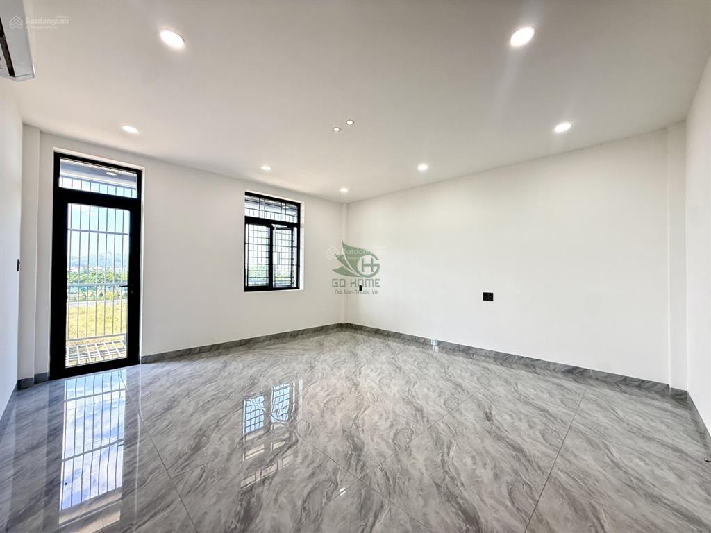 Cho thuê nhà mới 4 phòng ngủ khu đô thị mỹ gia gói 2 giá 20 triệu/tháng