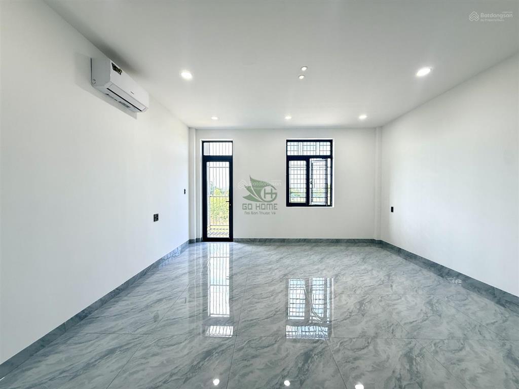 Cho thuê nhà mới 4 phòng ngủ khu đô thị mỹ gia gói 2 giá 20 triệu/tháng