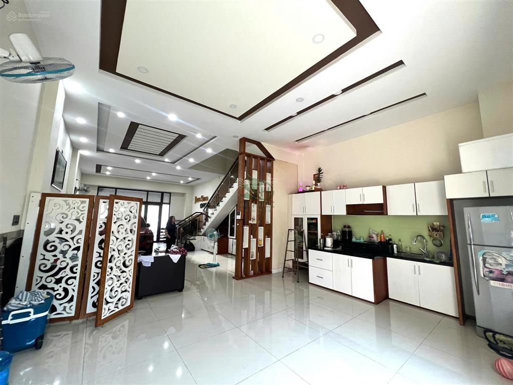 Cho thuê nhà kinh doanh 3 tầng khu vĩnh điềm trung giá 20 triệu/tháng