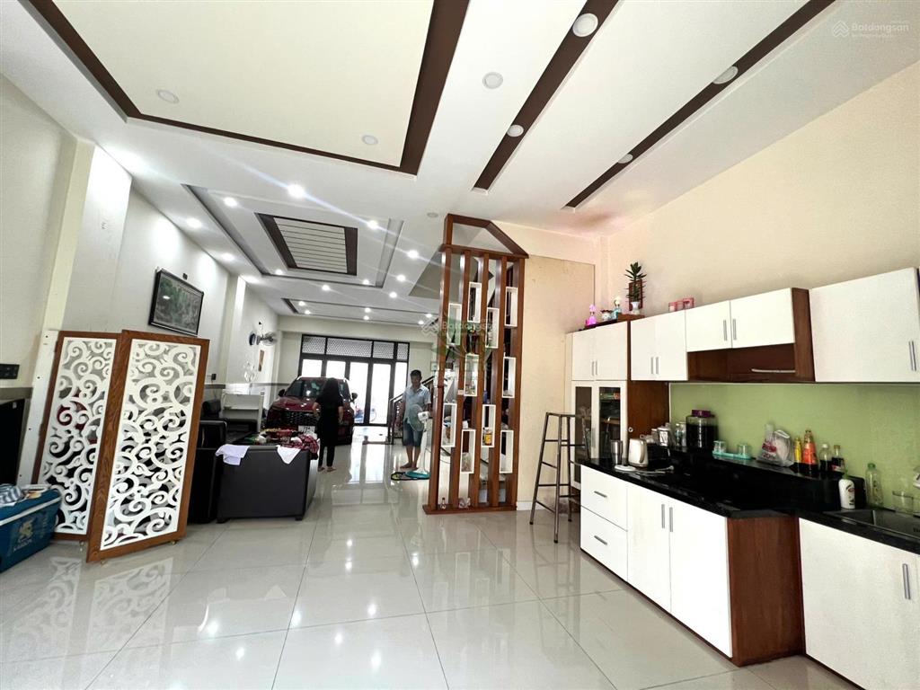 Cho thuê nhà kinh doanh 3 tầng khu vĩnh điềm trung giá 20 triệu/tháng