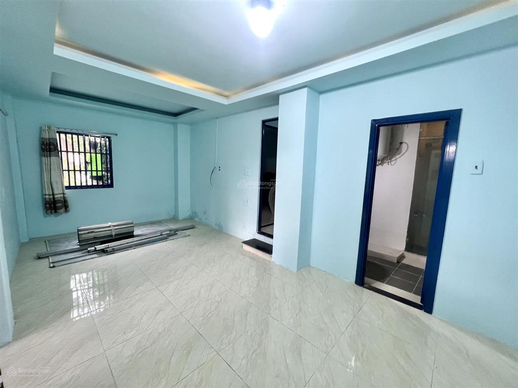 Cho thuê nhà ở kinh doanh lô góc 2 mặt tiền khu đại học nha trang