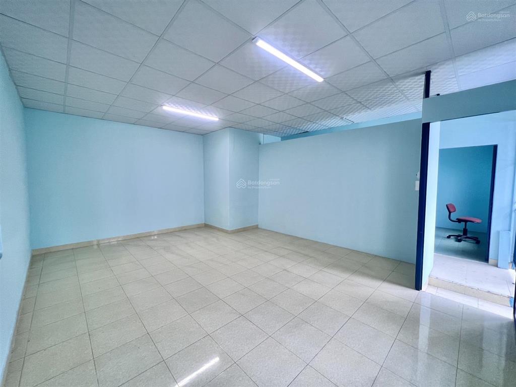 Cho thuê nhà ở kinh doanh lô góc 2 mặt tiền khu đại học nha trang