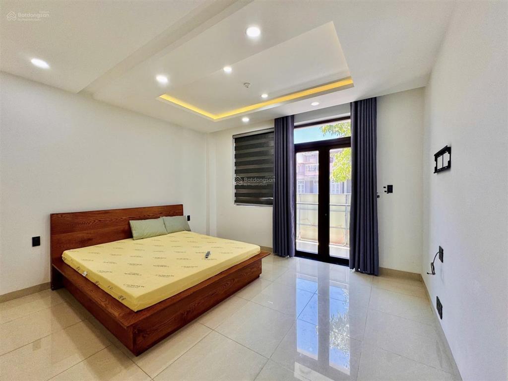 Cho thuê nhà kinh doanh 3 tầng 5 phòng khu vĩnh điềm trung