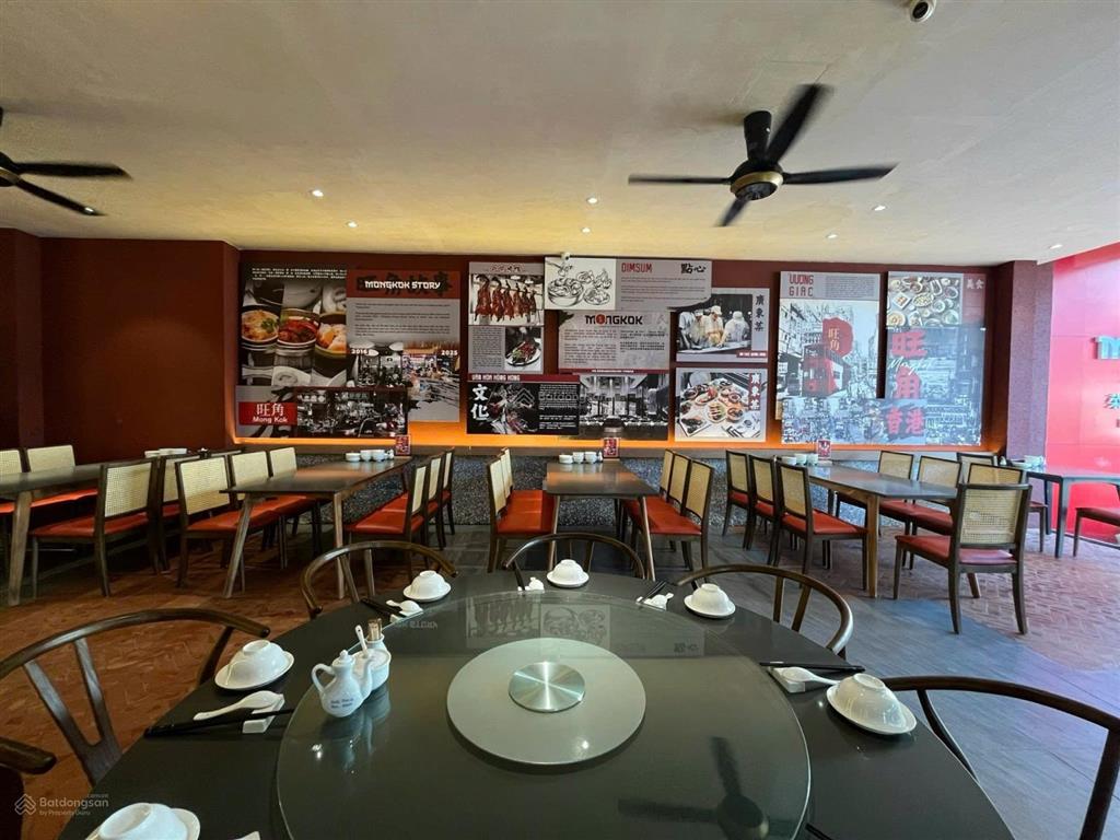 Cho thuê mặt bằng kinh doanh 2 mặt tiền 300m2 3 tầng ngang bám đường 40m khu phước hoà