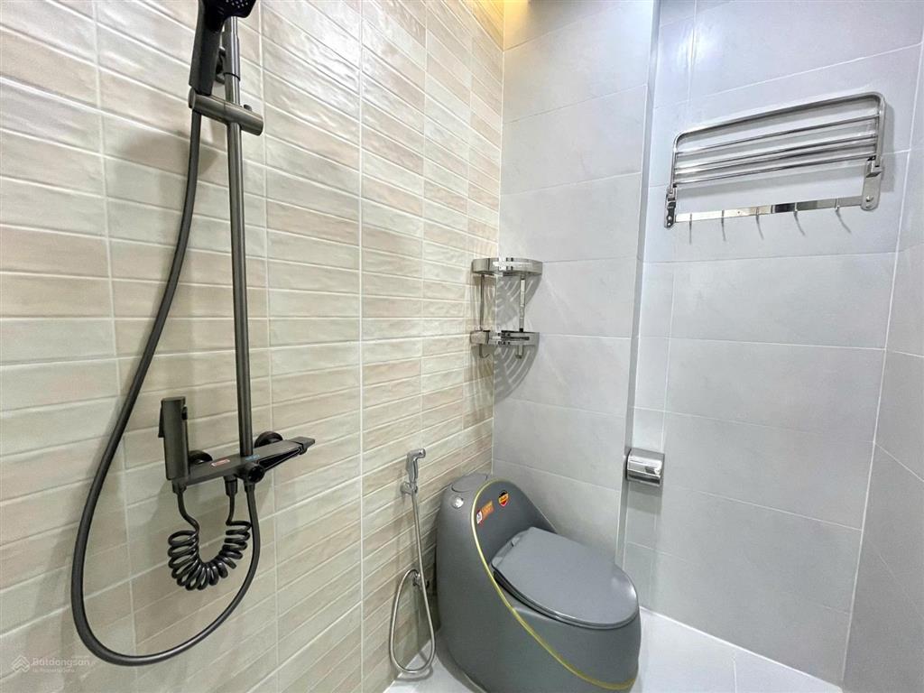 Nhà mới xây full nội thất 4 phòng ngủ có sân  phía bắc nha trang