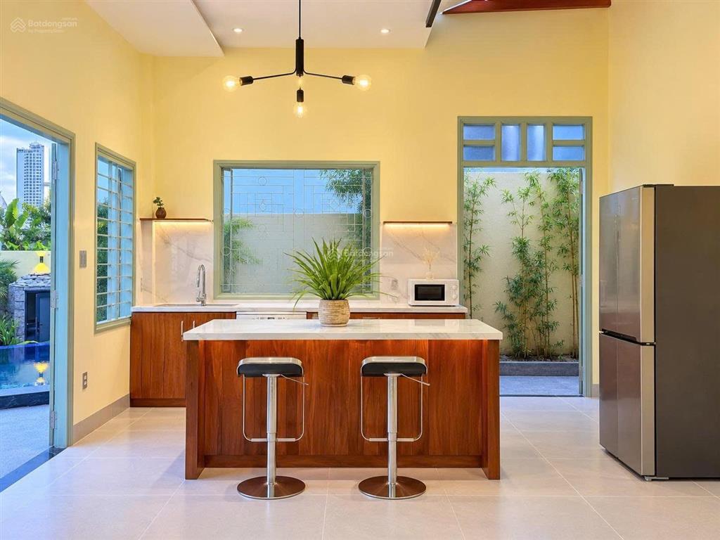 Villa mới xây có hồ bơi sân vườn 3 phòng ngủ full nội thất khu phía bắc nha trang