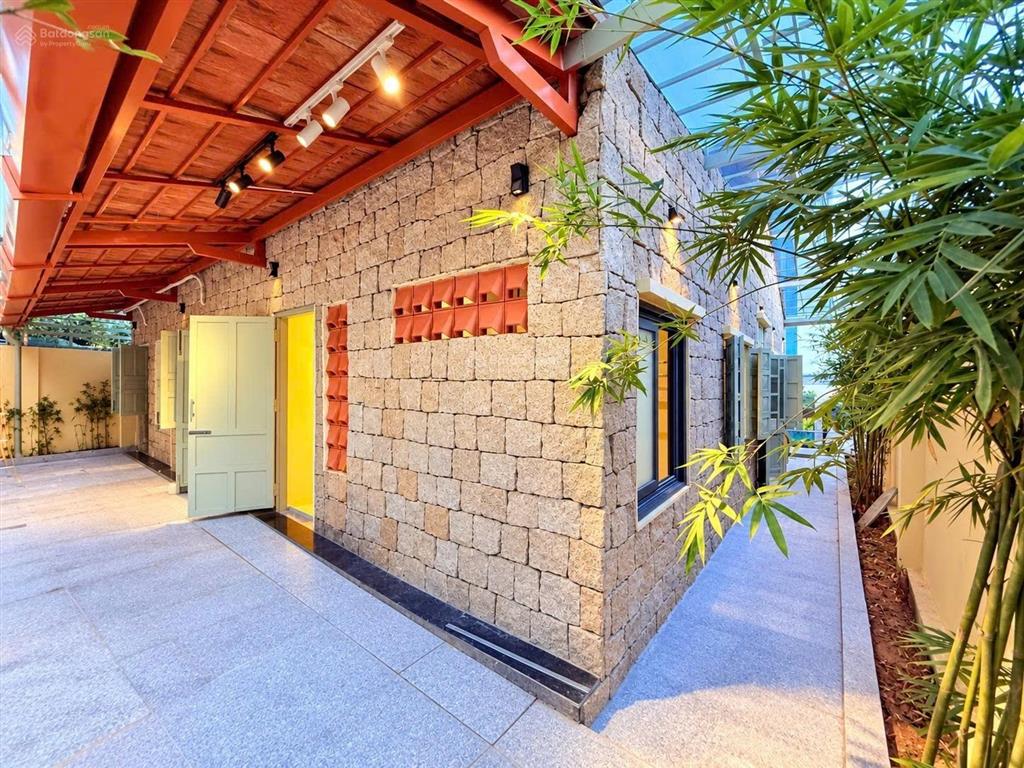 Villa mới xây có hồ bơi sân vườn 3 phòng ngủ full nội thất khu phía bắc nha trang