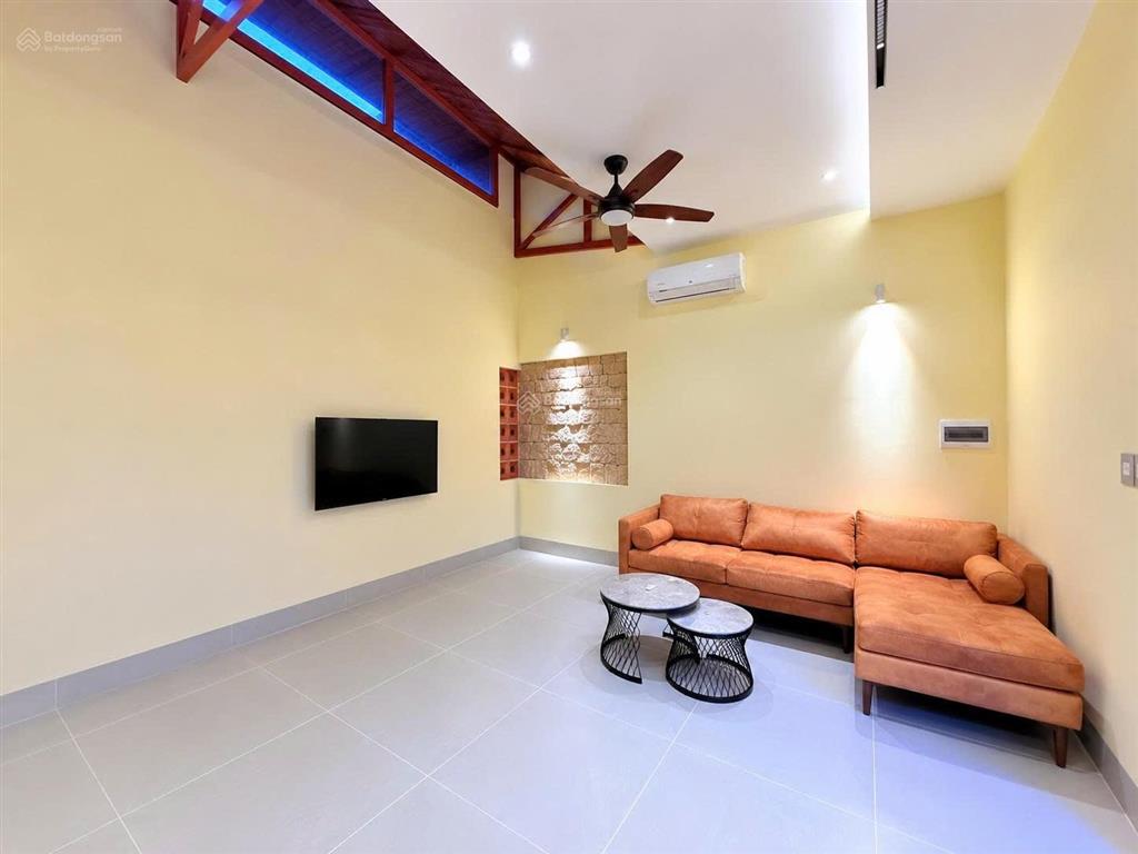 Villa mới xây có hồ bơi sân vườn 3 phòng ngủ full nội thất khu phía bắc nha trang