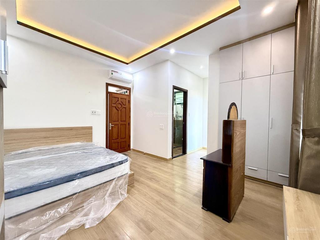Nhà đẹp vừa ở vừa kinh doanh 4 phòng ngủ full nội thất có thang máy khu mỹ gia gói 2