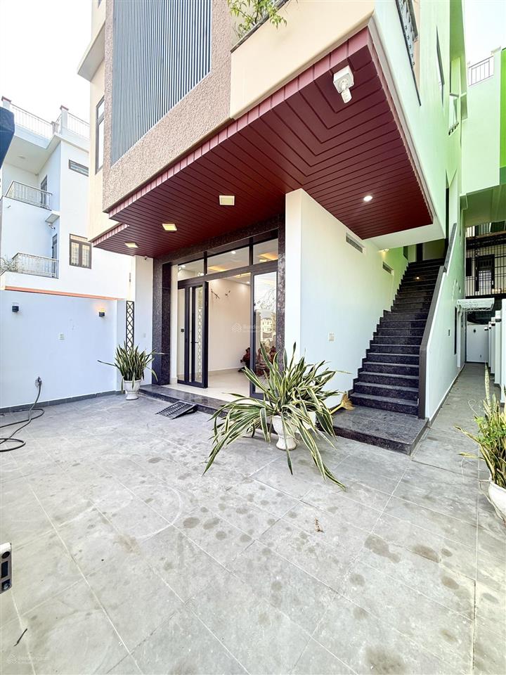 Nhà đẹp vừa ở vừa kinh doanh 4 phòng ngủ full nội thất có thang máy khu mỹ gia gói 2