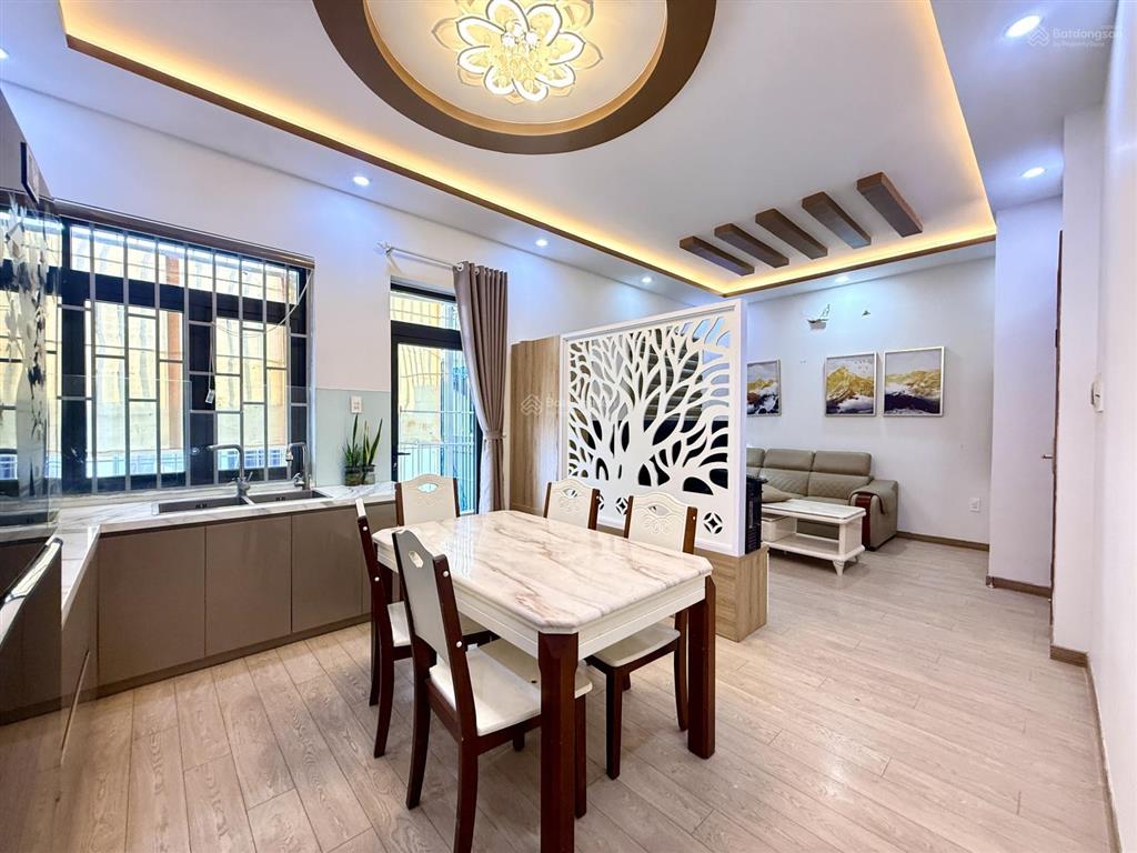 Nhà đẹp vừa ở vừa kinh doanh 4 phòng ngủ full nội thất có thang máy khu mỹ gia gói 2