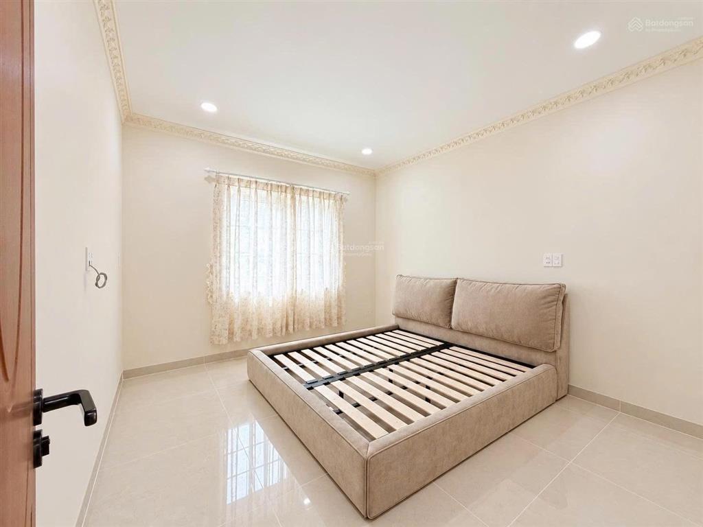 Cho thuê biệt thự biệt lập 6 phòng ngủ mới siêu đẹp khu vcn phước hải