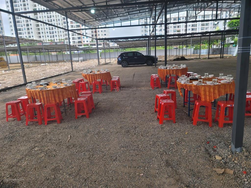 Cho thuê mặt bằng, bãi đậu xe có mái che diện tích 1000m2 ngang 30m khu phước hải