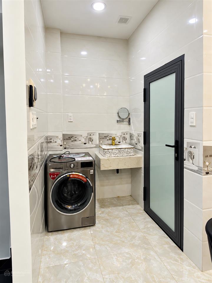 Cho thuê nhà nguyên căn 3 phòng ngủ đầy đủ nội thất khu mỹ gia gói 7 giá 30 triệu/tháng