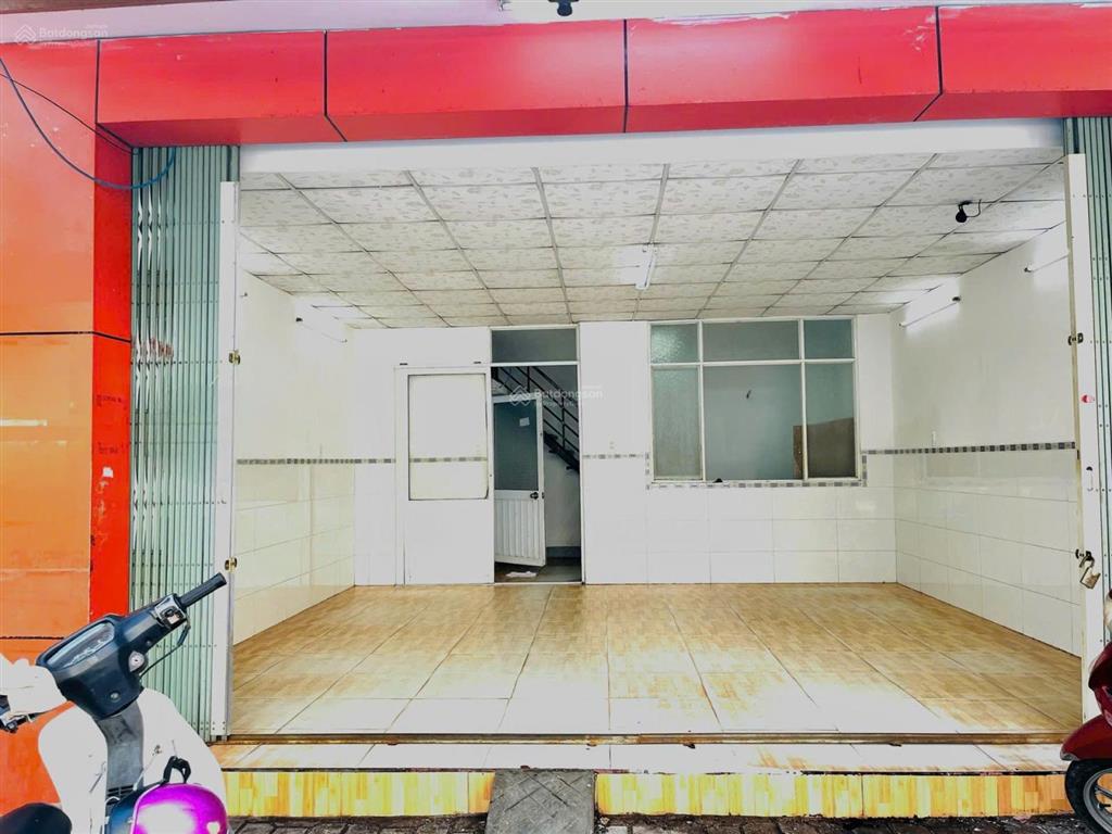 Cho thuê nhà ở kinh doanh 2 tầng gần chợ đầm giá 15 triệu/tháng