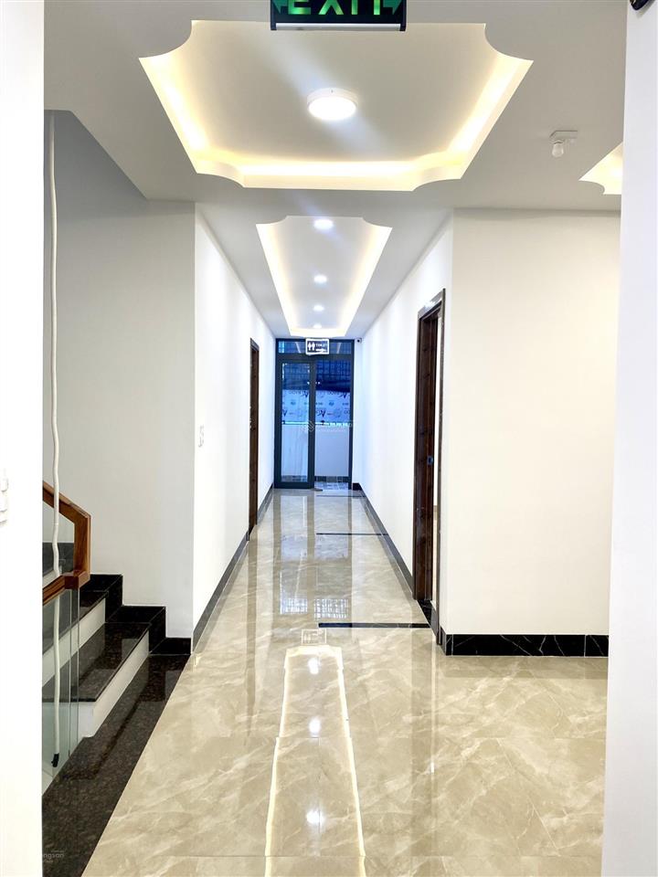 Cho thuê tòa nhà 4 tầng 18 phòng siêu đẹp có thang máy, hầm để xe khu vực hà quang 2