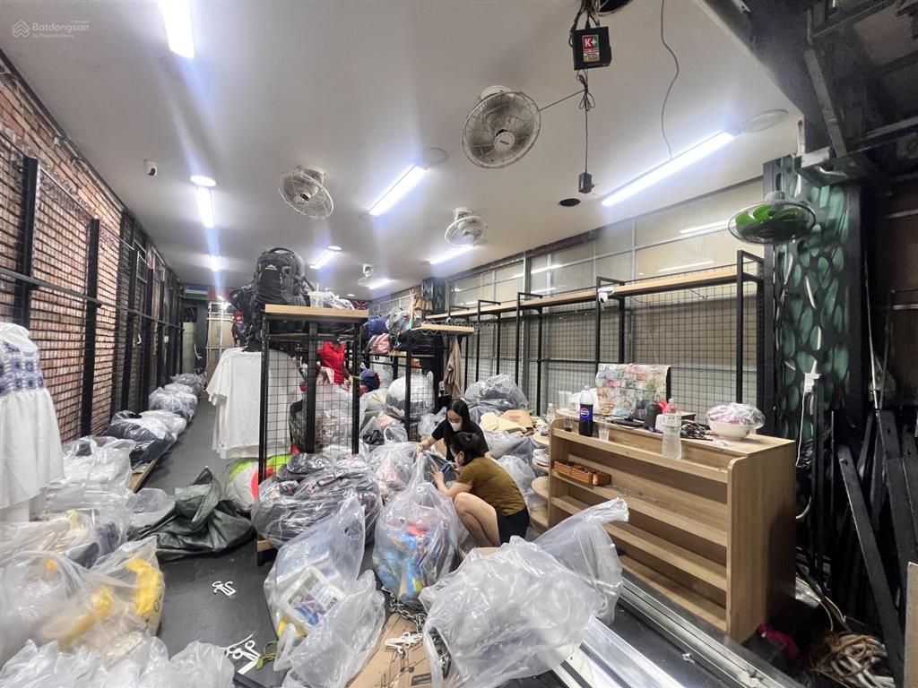 Cho thuê mặt bằng tầng trệt mặt đường trần phú khu đông đúc khách du lịch giá 170 triệu/tháng