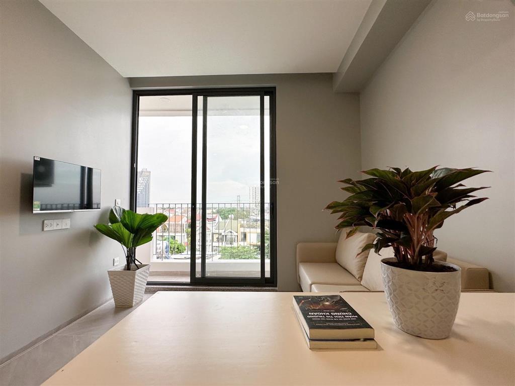 Cho thuê chdv 1pn ban công, full nội thất máy giặt riêng, thoáng mát tầng cao view chill