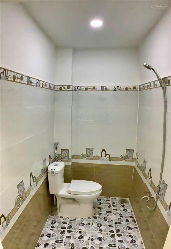 Nhà 60m2  giá 4,7 tỷ  đường lê đình cẩn  bình tân
6 x 10 (60m2) hẻm trước nhà 4m  hẻm vào 7m