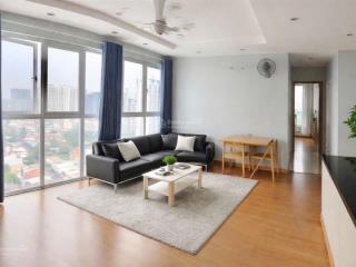 Mình bán căn hộ 2pn căn góc view thoáng tầng sân vườn, có sổ hồng riêng, inbox để có giá tốt nhất