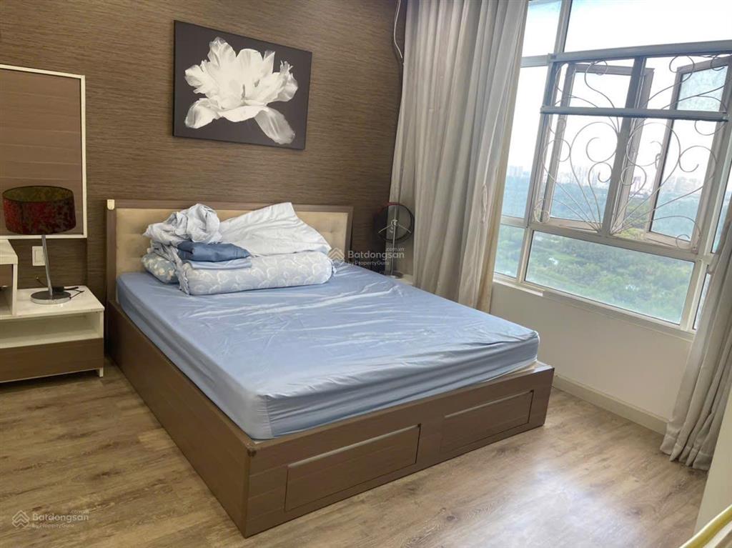 Bán nhiều căn hộ phú hoàng anh 2pn  88m2 view đẹp thoáng mát cả ngày  sổ hồng riêng