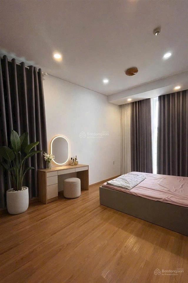 Bán nhanh căn hộ 3pn full, sổ hồng, tại hưng phát silver star,  em nhã lê xem nhà và có giá tốt ạ
