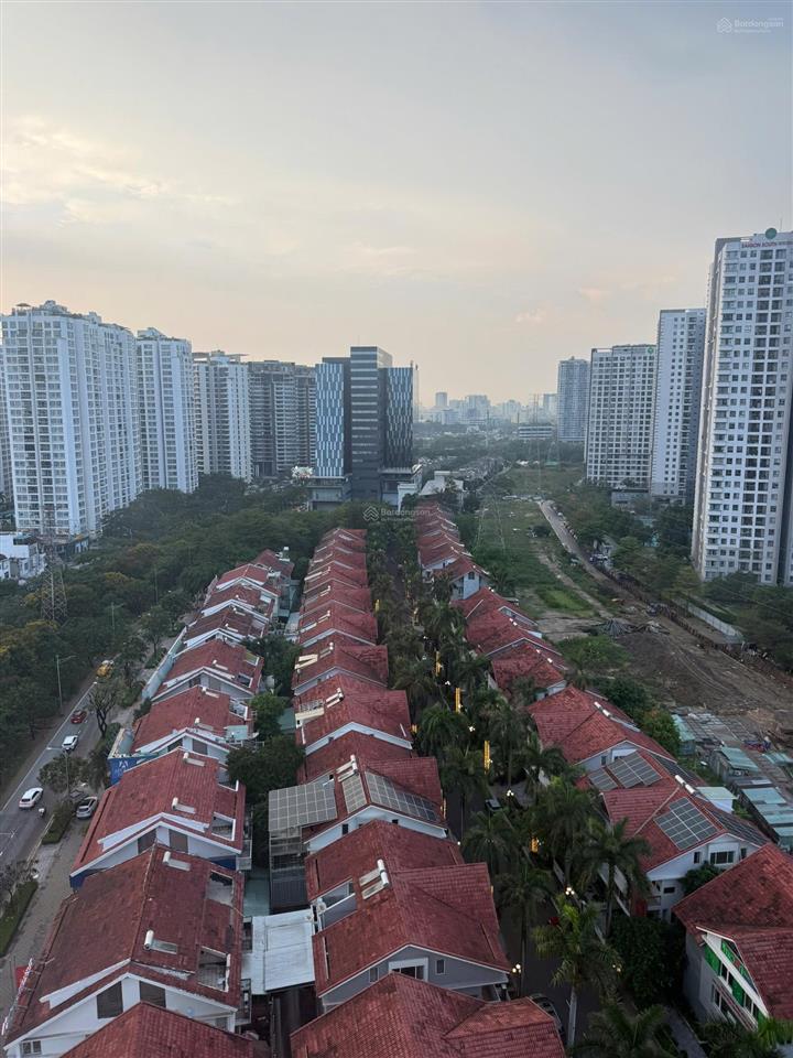 Bán 3pn 129m2,tại phú hoàng anh,sổ hồng riêng,