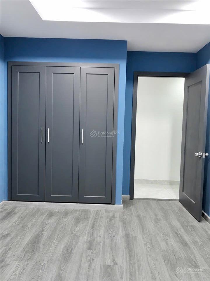 Bán căn hộ như hình, căn góc 3pnsổ hồng riêng,a/c xem nhà liên em nhã lê ạ.