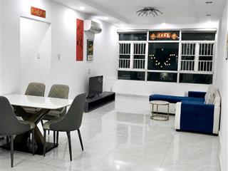 Bán căn hộ như hình, căn góc 3pnsổ hồng riêng,a/c xem nhà liên em nhã lê ạ.
