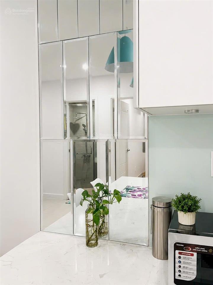 Bán căn hộ 2pn tầng cao thoáng mát, full nội thất,  em nhã lê để có giá tốt
