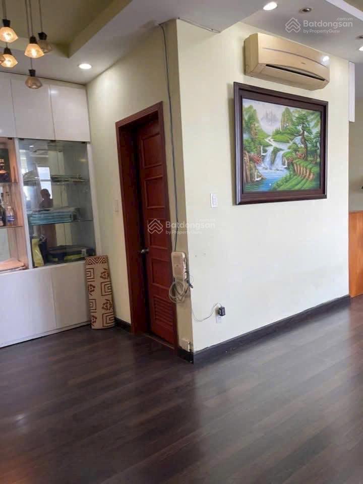 Bán 3pn  129m2, tại phú hoàng anh, sổ hồng riêng, tầng cao view thoáng