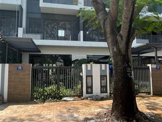 Bán nhanh trong tuần căn 100m² trệt 2 lầu đường 20m giá 8,3 tỷ sh hoàn công  0938 256 ***
