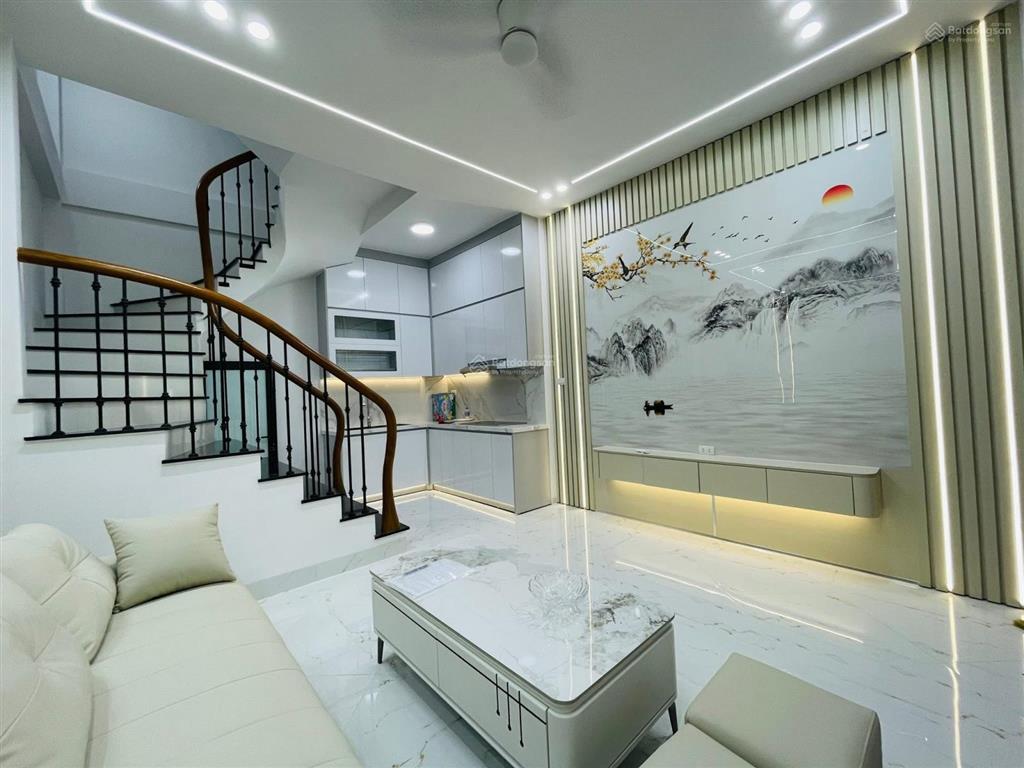 Bán nhà đẹp đống đa ngã tư sở  full nội thất giá chỉ 8.5 tỷ