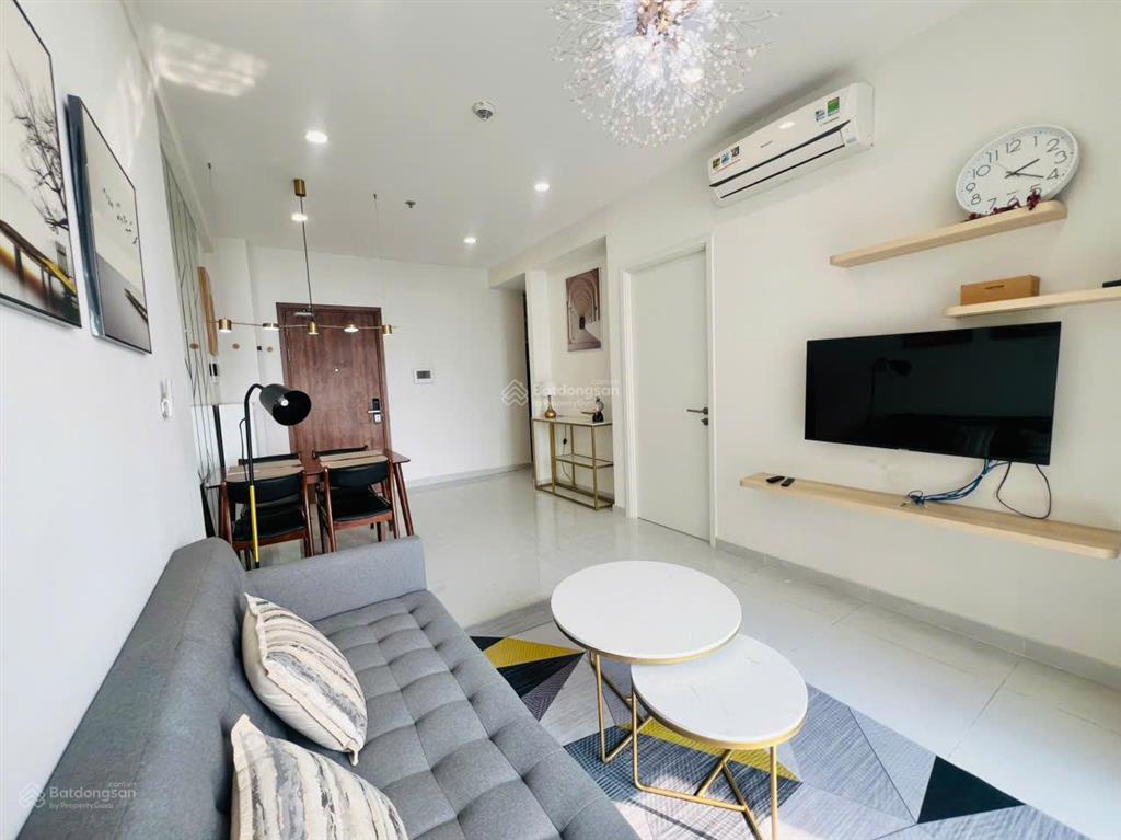 Cho thuê căn hộ 1pn siêu đẹp giá 8tr/tháng & 699k/đêm tại the emerald golf view  thuận an, bd