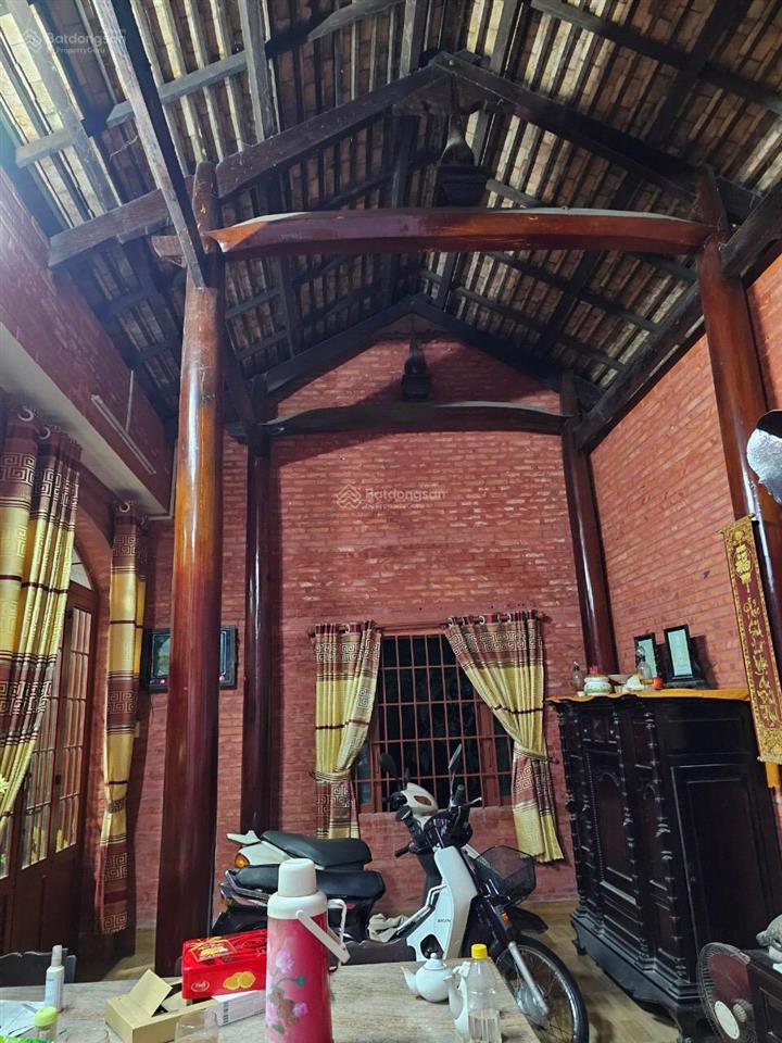 Chính chủ bán nhà biệt thự vườn gần chợ và trường học