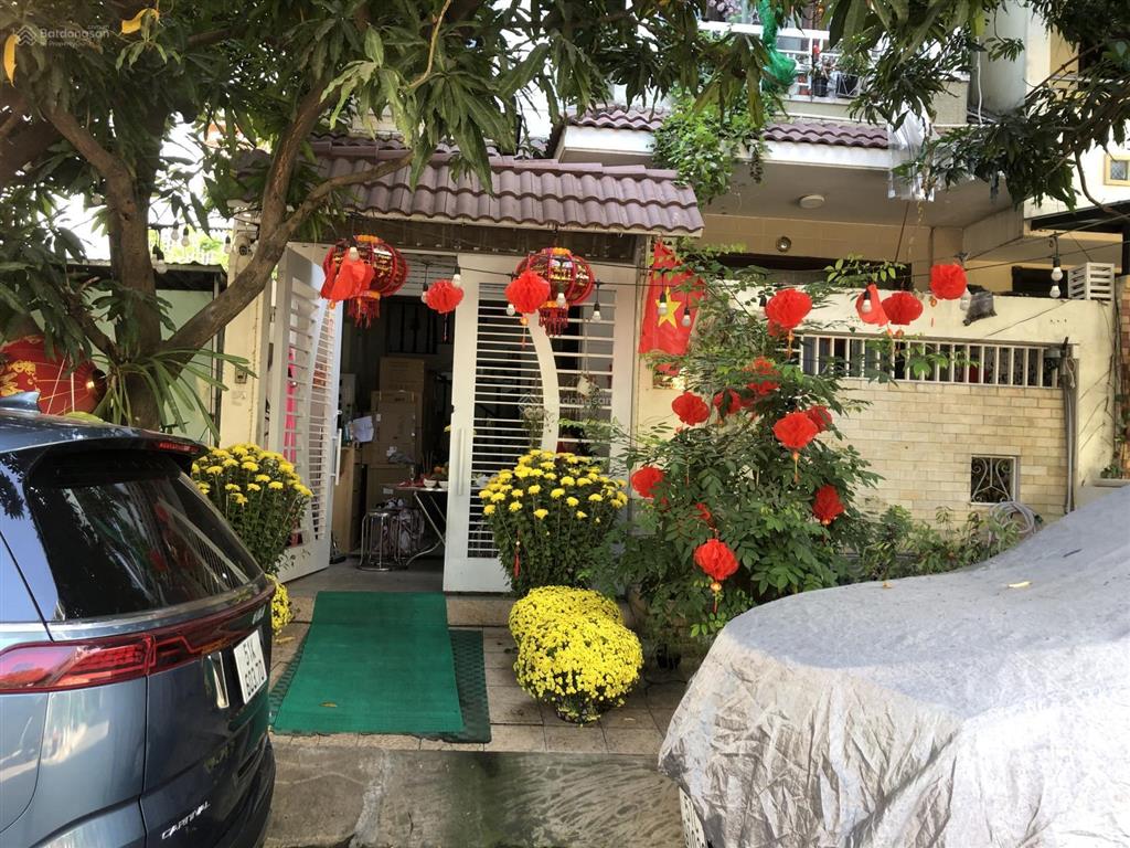 Bán nhà 4 tầng biệt thự liền kề khu sông giồng quận 2