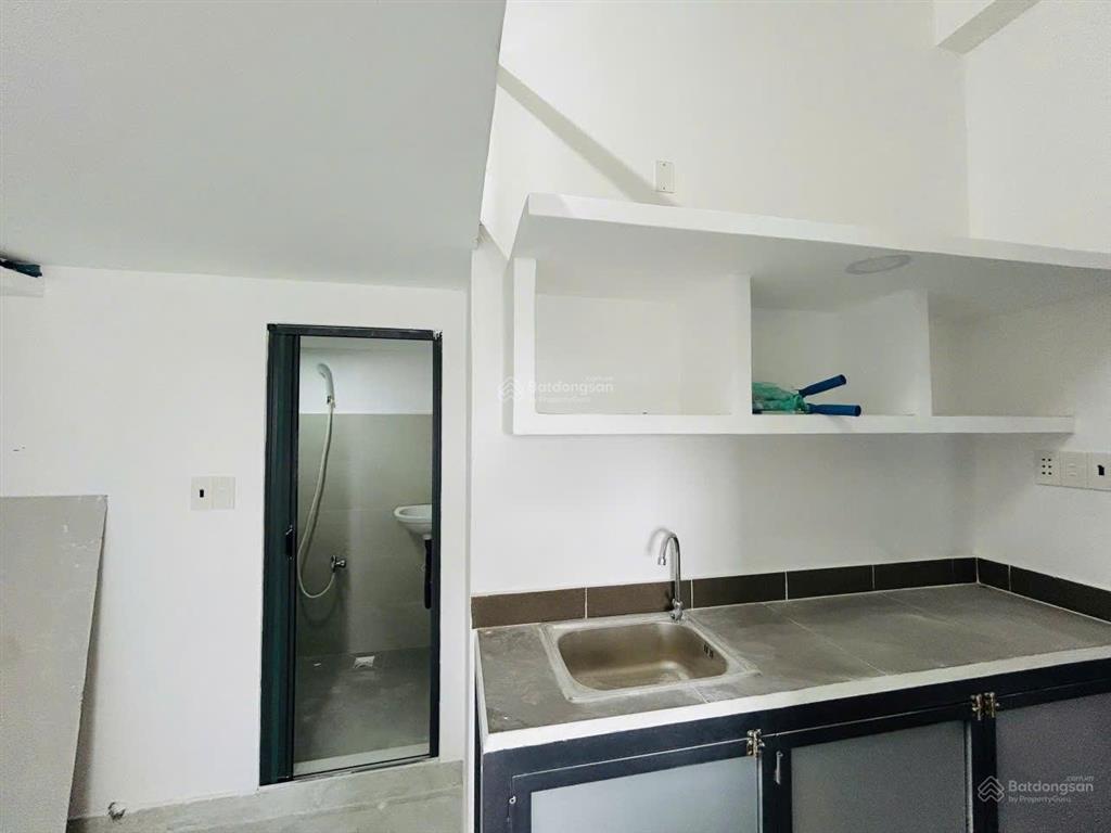 Tòa căn hộ dv 7 tầng + hầm thang máy dòng tiền cao q8