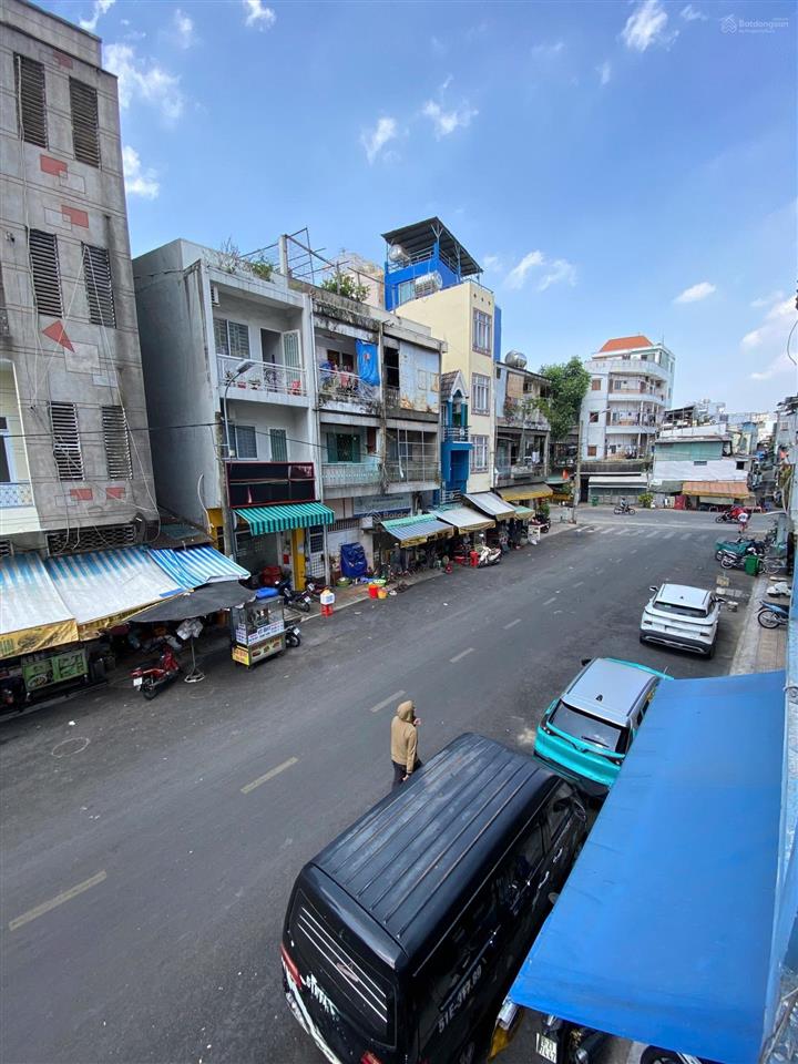 Mặt tiền đào tấn, q5  ngay chợ hòa bình  vị trí kinh doanh hiếm mặt tiền lớn 8m giá chỉ 9.8 tỷ