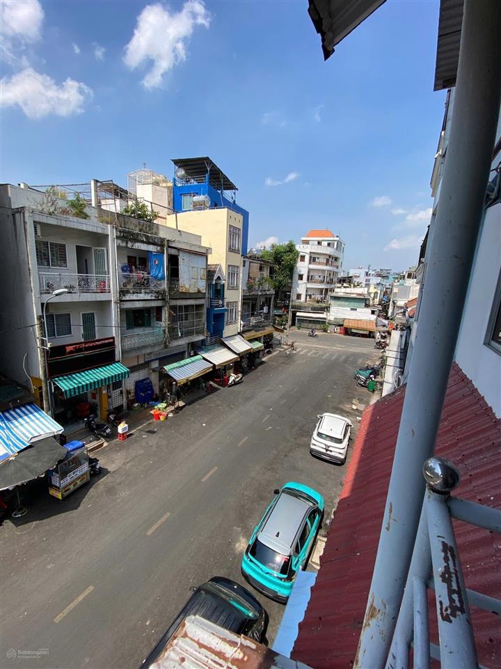 Mặt tiền đào tấn, q5  ngay chợ hòa bình  vị trí kinh doanh hiếm mặt tiền lớn 8m giá chỉ 9.8 tỷ