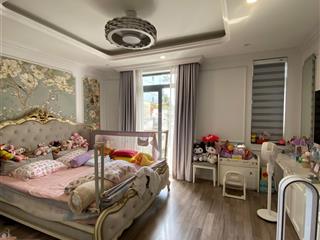 Bán nhà hẻm xe hơi trần bình trọng, quận 5 kiến trúc sang trọng, nội thất cao cấp chưa sử dụng
