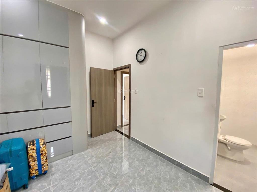 Bán nhà phố cao cấp  khu phố 5, tân thuận tây, quận 7  thang máy cao cấp  90m
