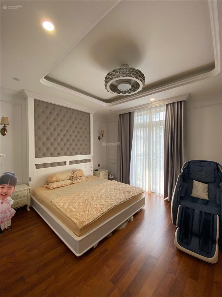 Bán nhà mặt tiền bạch đằng  đối diện công viên gia định  kề sân bay tân sơn nhất